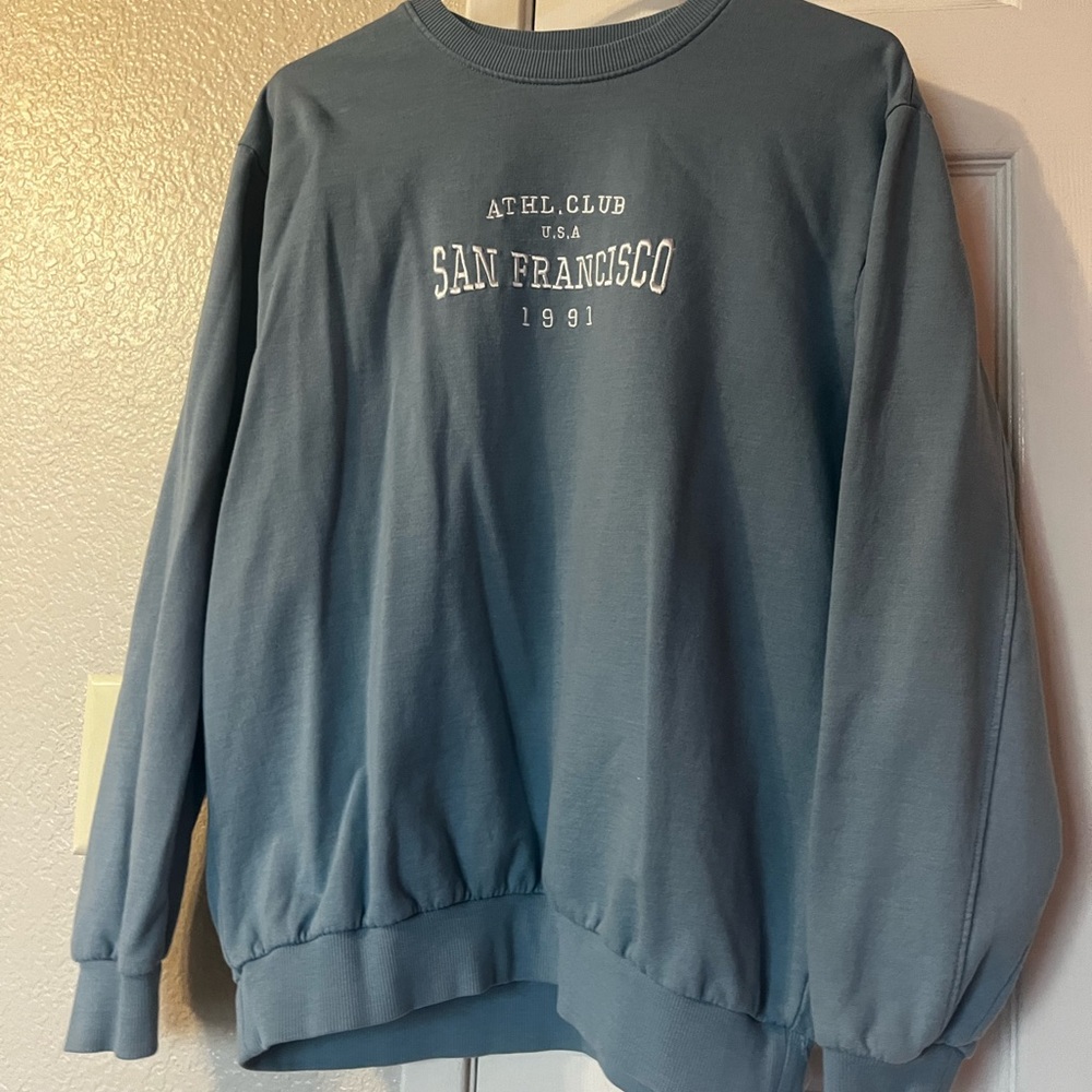 Tilly’s Sweatshirt